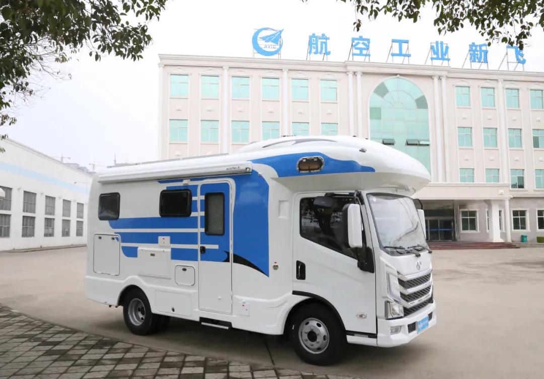 新飞上汽跃进h300旗舰房车多少钱,新飞轻卡房车最新款