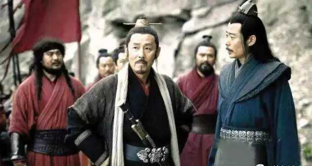 分析一个人适合创业还是适合上班,大学将毕业了是选择创业还是上班