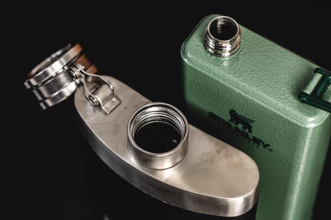 男人不管多大年纪，最易被这3样东西“诱惑”！我承认抵挡不住