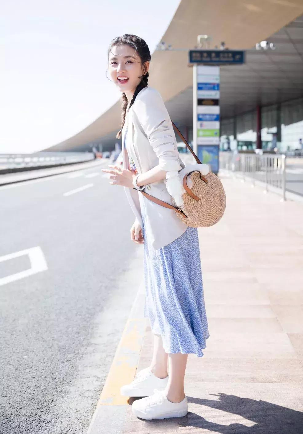 周冬雨的大胆穿搭,周冬雨正确穿搭