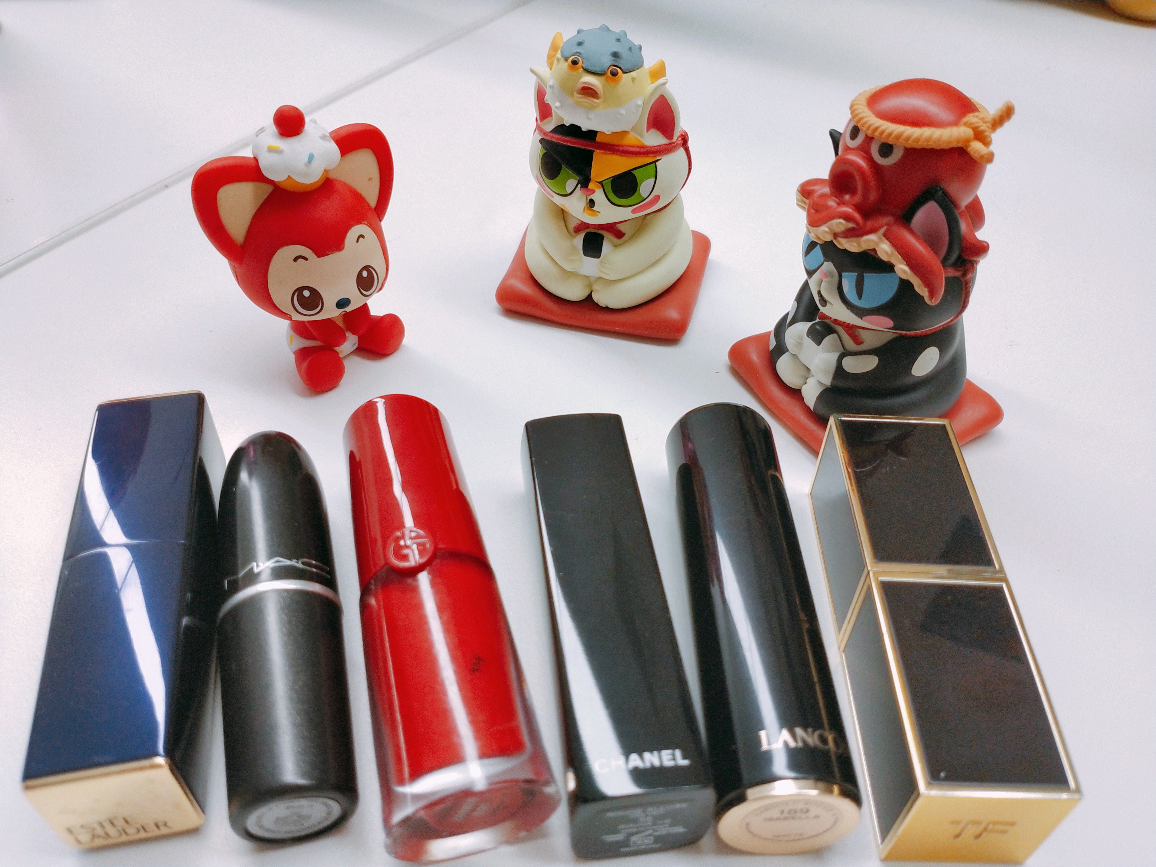 女生必备冬季口红排行榜,秋冬女生必备口红试色推荐