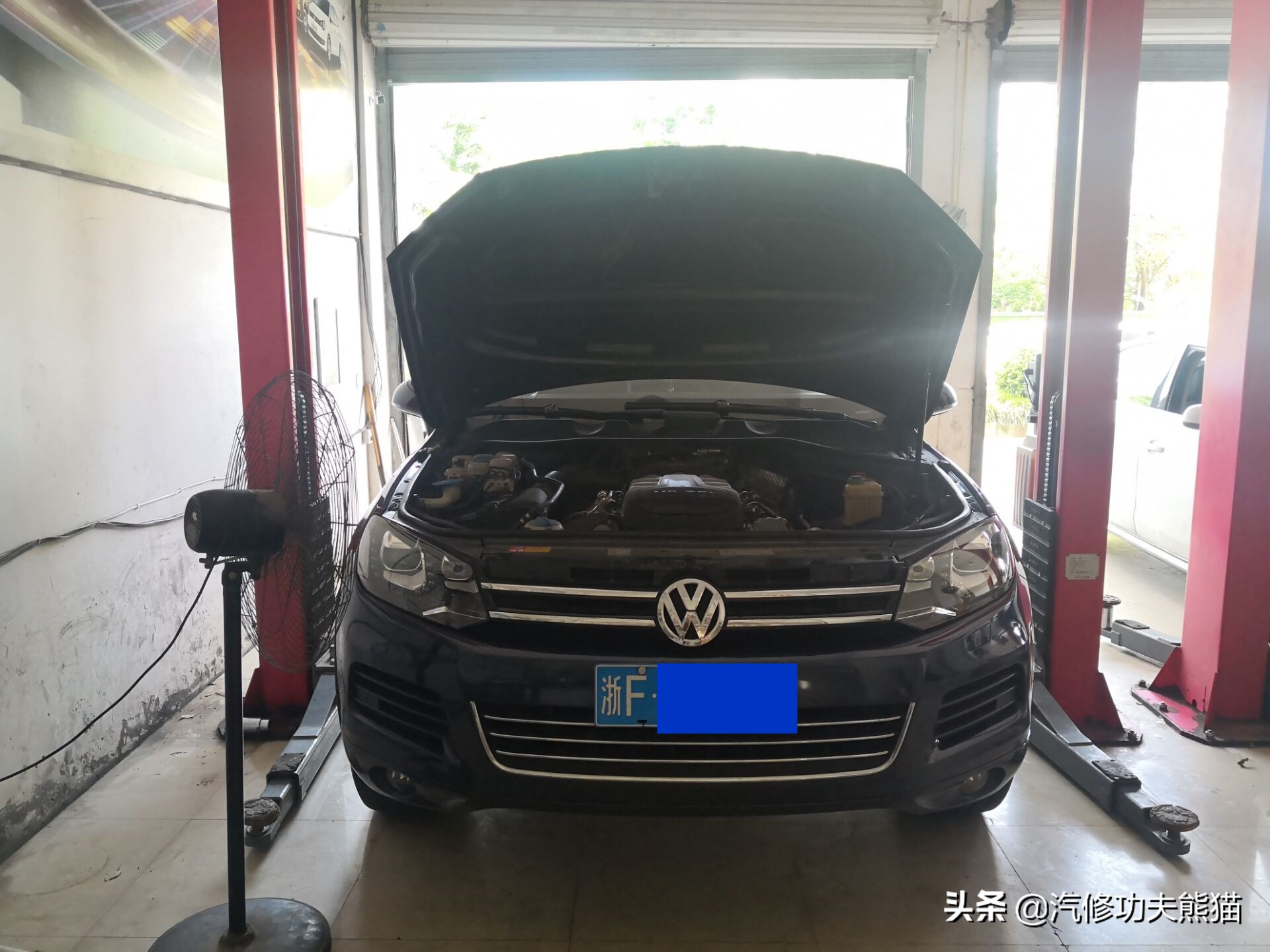 能拉动波音747的大众神车途锐烧机油治理，修完了又可以拉飞机了