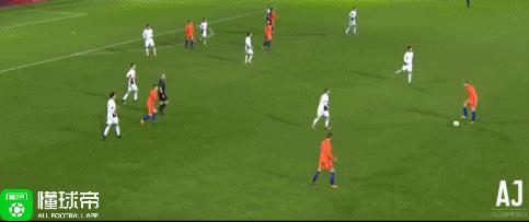 阿贾克斯门将德里赫特和德容,阿贾克斯10号德容