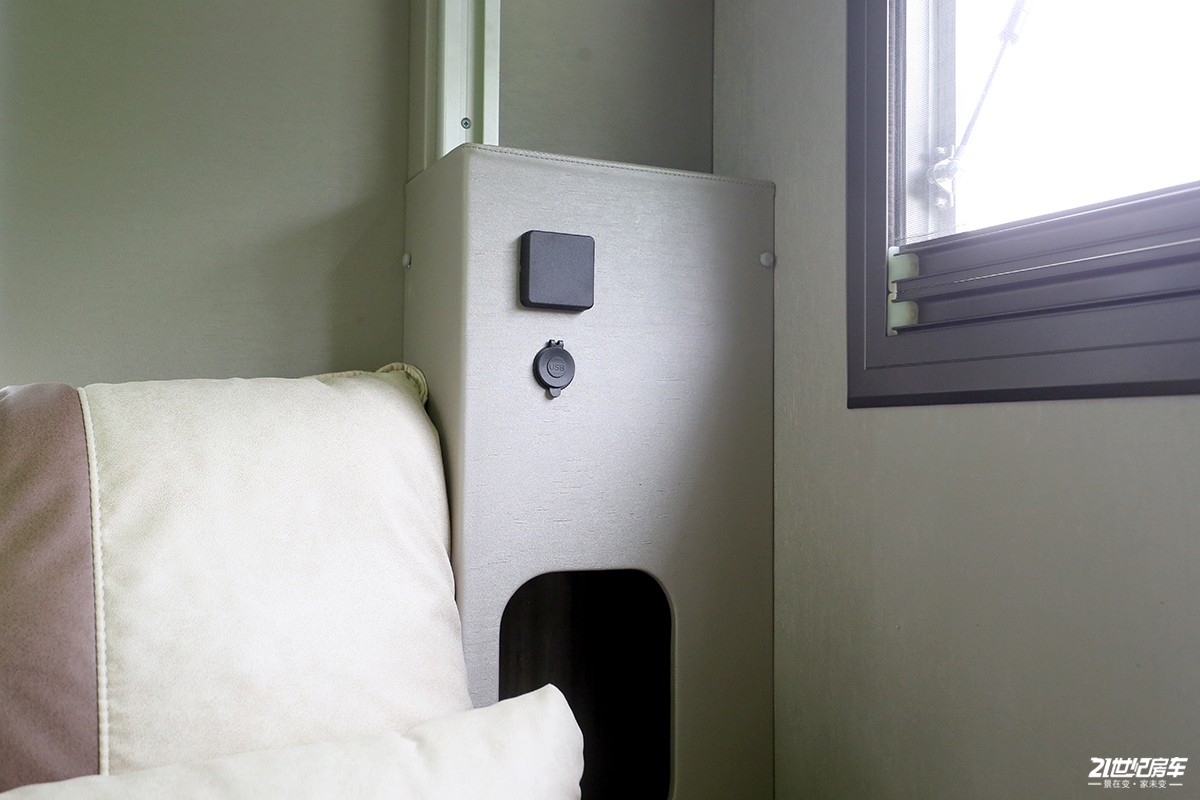 重汽房车汕德卡四驱,man底盘汕德卡