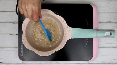 宝宝便秘煮粥搭配什么给宝宝吃 (宝宝辅食小米粥和什么搭配治便秘)