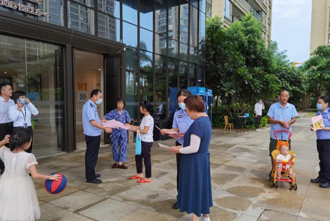 还记得那只C位出道的珠海狗狗么？