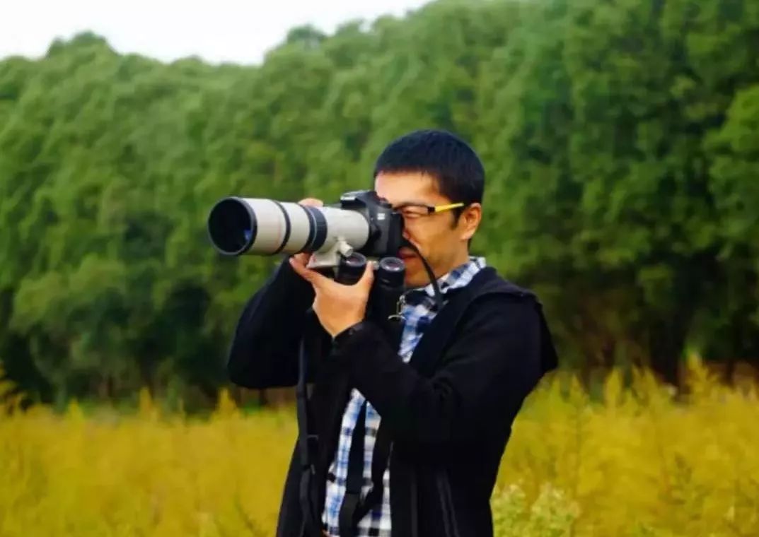 一群博士硕士，动不动“鬼混”到半夜，却干成了件人人称赞的事