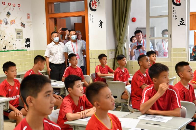 恒大足球青训最新消息,恒大青训新举措获足球专家点赞