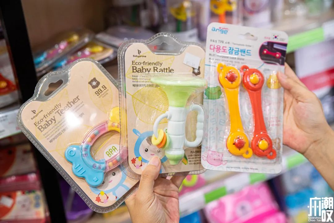 从韩国回来在超市买东西,从韩国进口商品