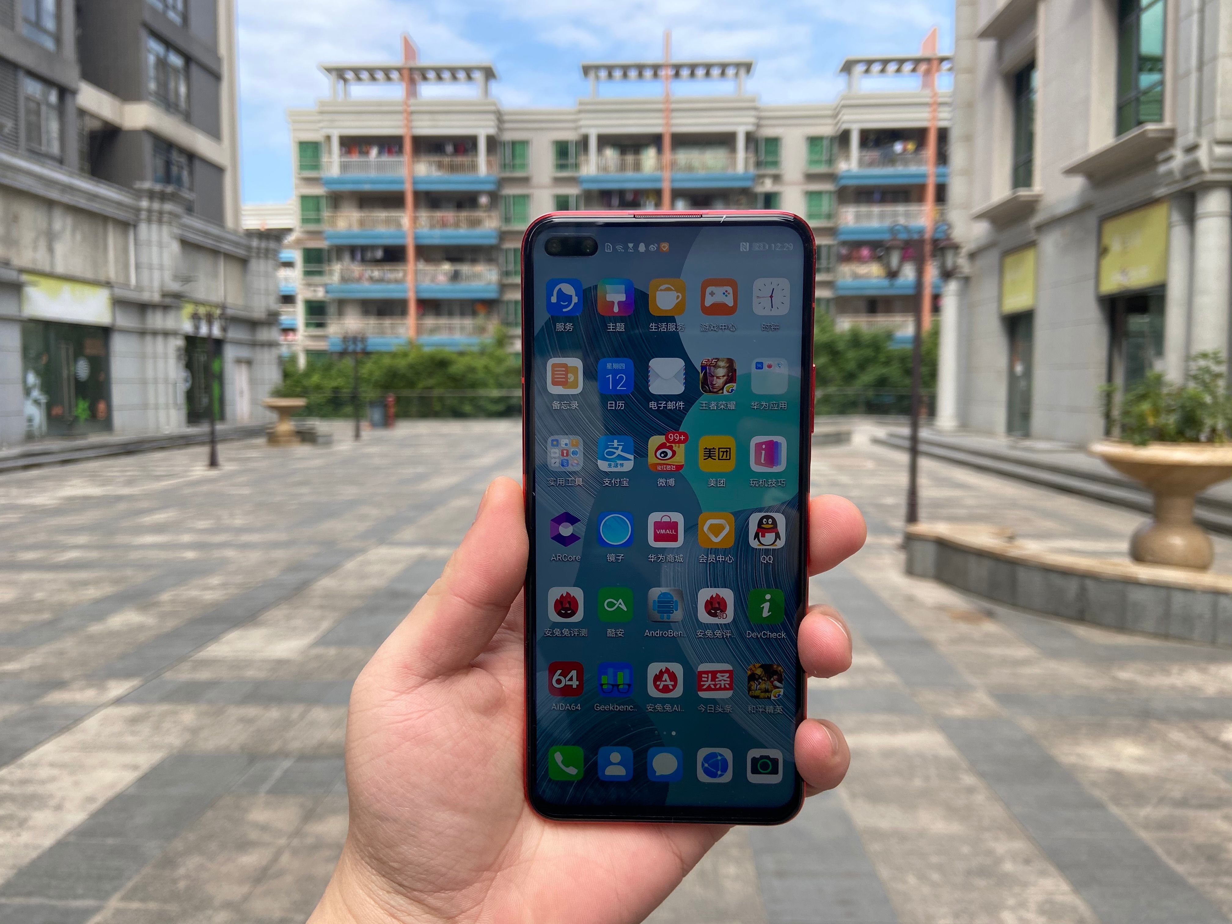 华为nova65g与荣耀v305g,华为nova65g版对比荣耀30