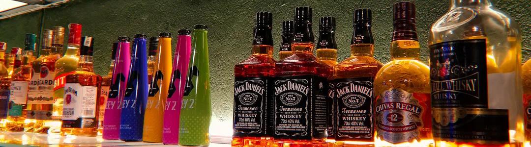 是酒吧还是KTV？藏在老工厂里的“好声音”，你确定不来试试