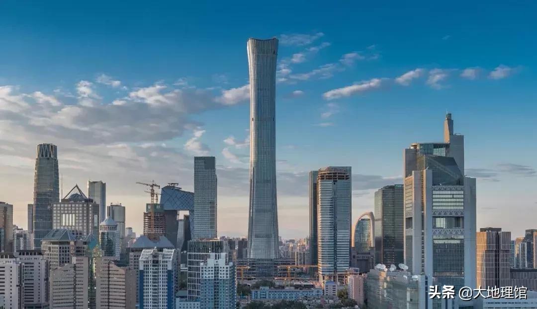 “妈妈，为啥北京高楼没有深圳多？”