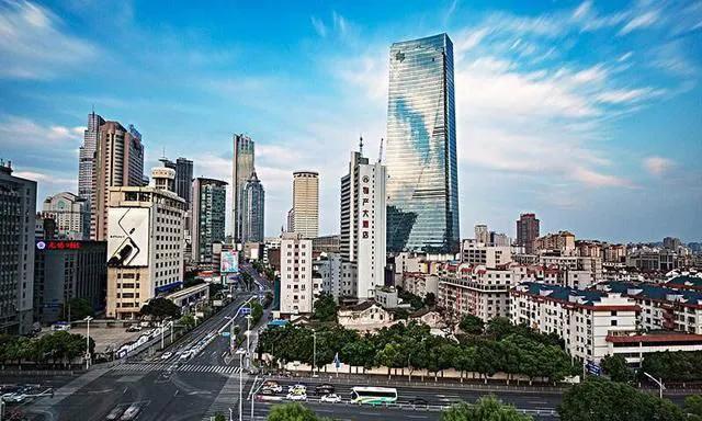 国内工作最好的几个城市,全国适合工作和生活十大城市2019