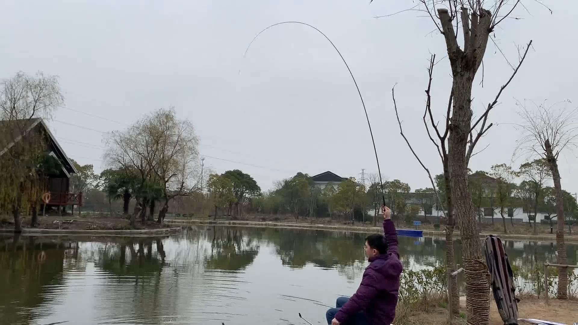 化氏神尊鱼竿测评100元以内良心竿,鱼竿比较好的实测