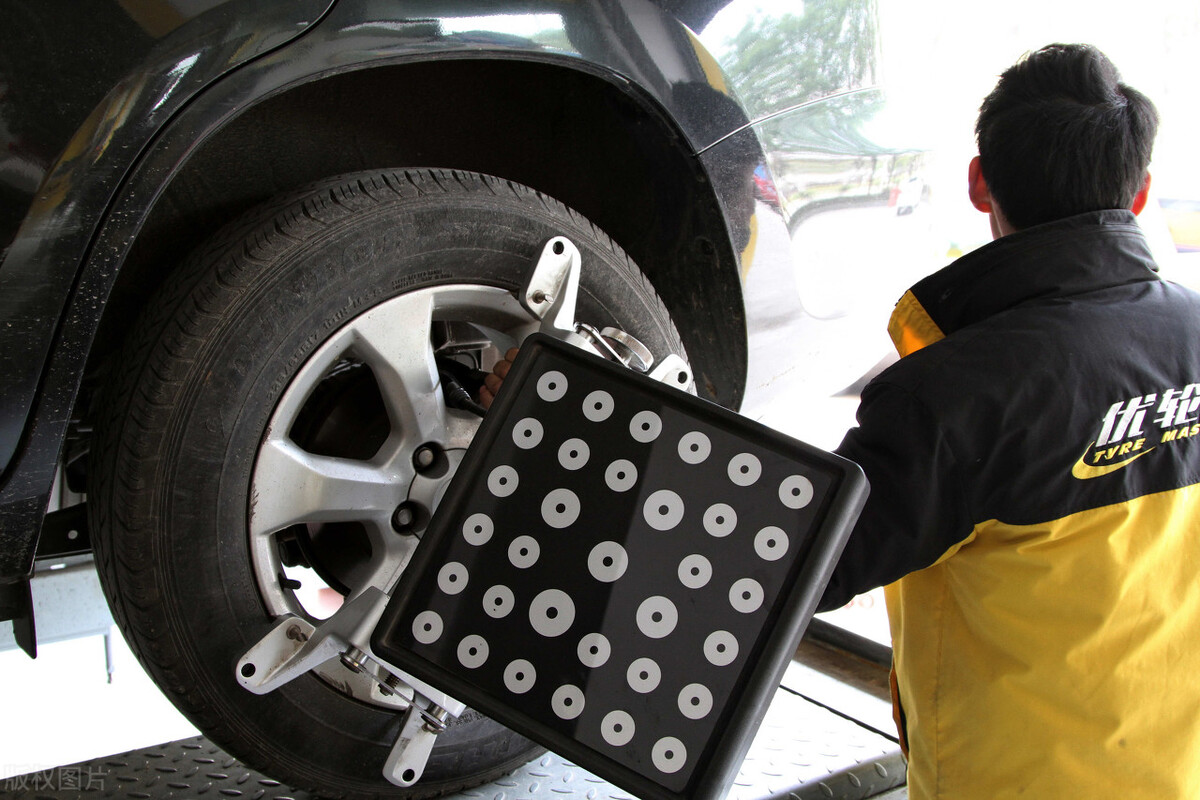 换轮胎用做四轮定位和动平衡吗,换轮胎一定要做4轮定位吗