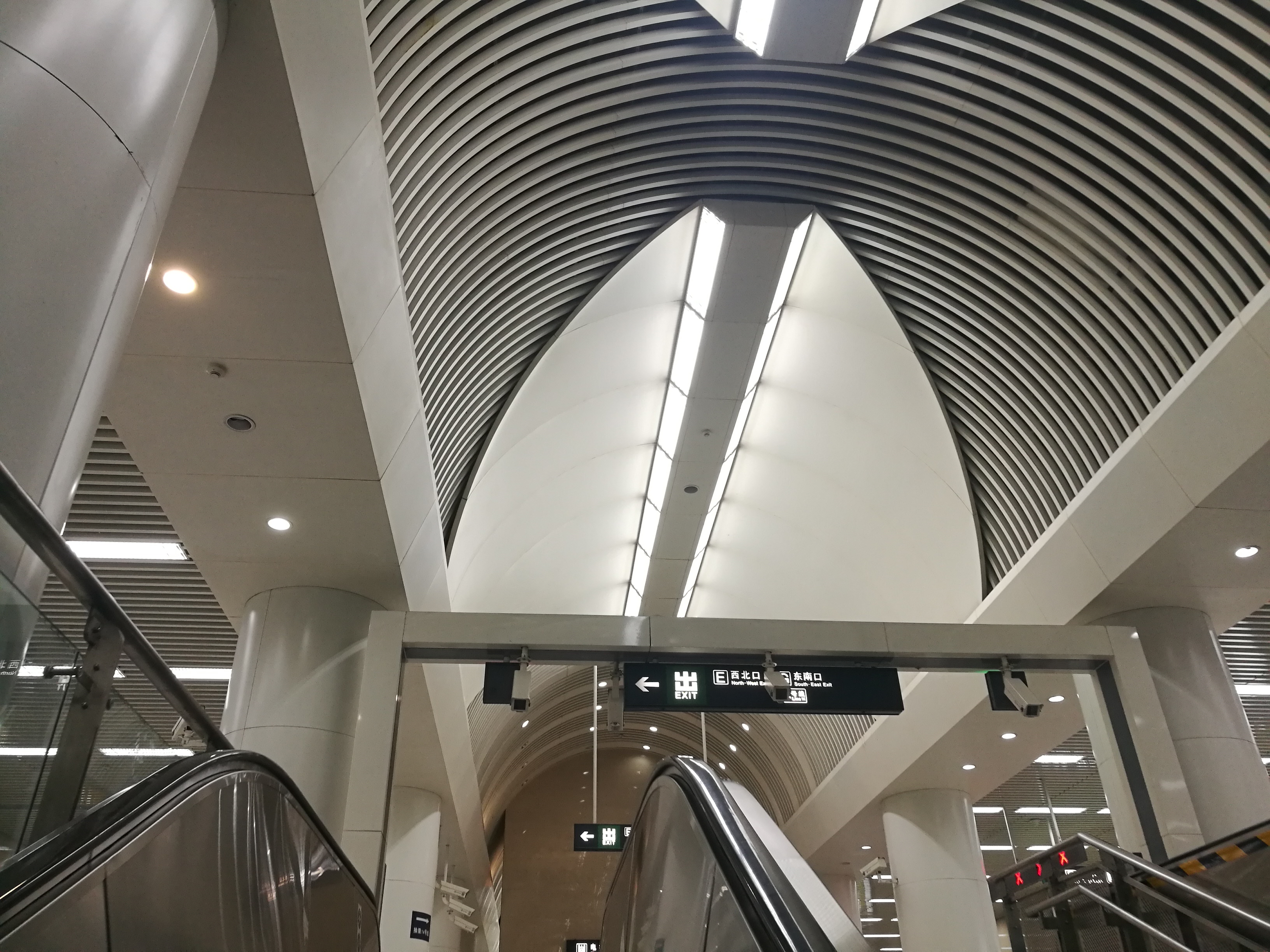 北京九龙山地铁站为什么总是终点,北京东三环九龙山地铁站