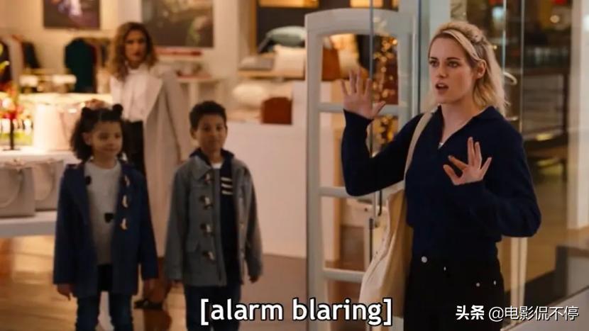 带蕾丝女友见家长?这部合家欢同性电影竟然这么嗨