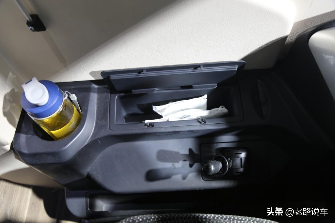 海格6127旅行家客车豪华版,海格旅游大巴