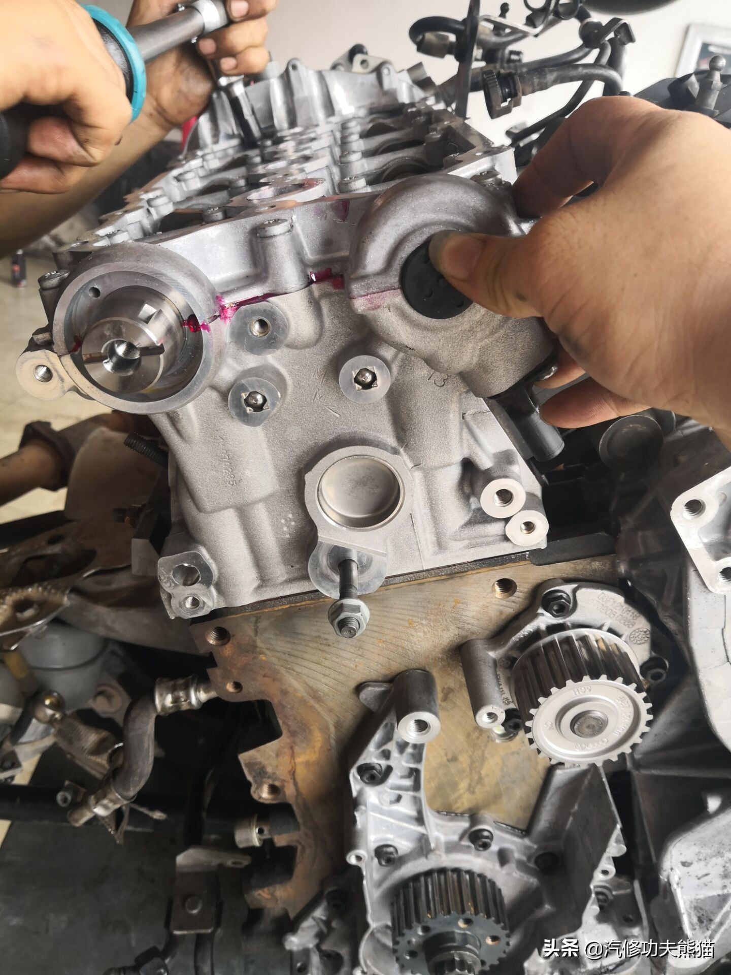 10年奥迪a6l2.0t烧机油怎么解决,10年奥迪a6l2.0t烧机油维修