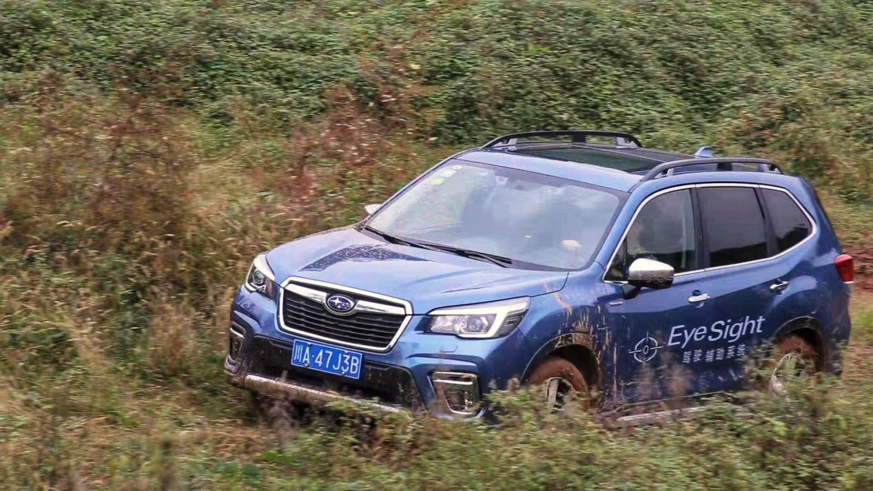 试驾斯巴鲁七座suv2.4l,斯巴鲁suv运动版试驾视频