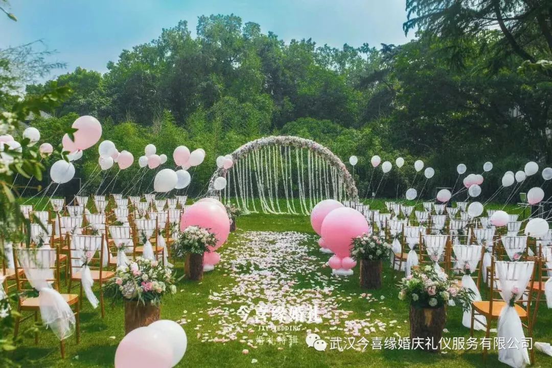 婚礼上上签丨喜欢复古的你，决不能错过这几场婚礼