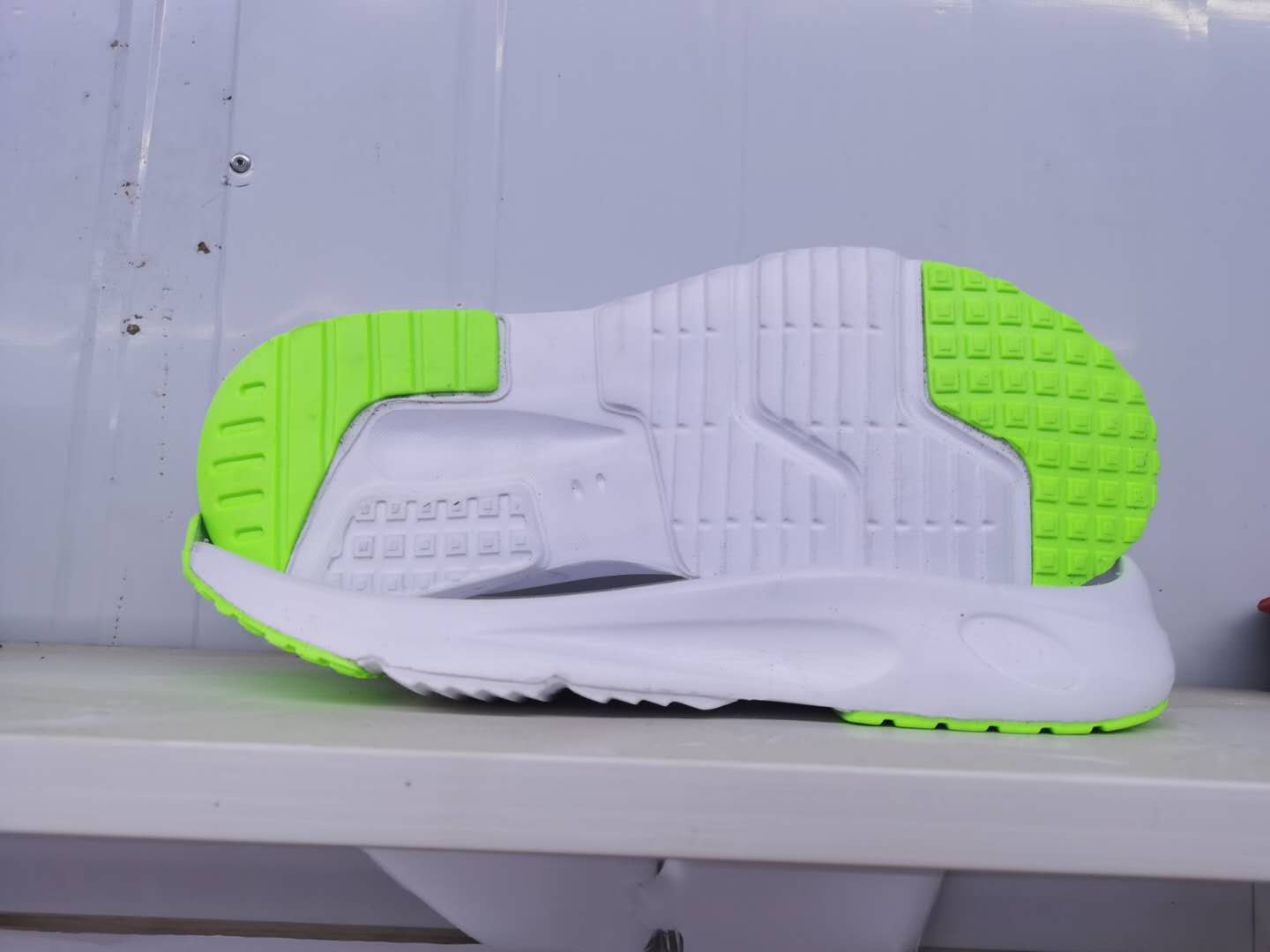 美丽的代价靴子,美丽的代价高跟鞋