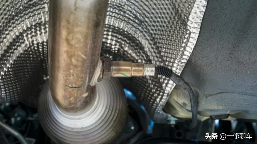 创酷发动机故障灯报警怎么处理,发动机故障灯和胎压灯同时报警