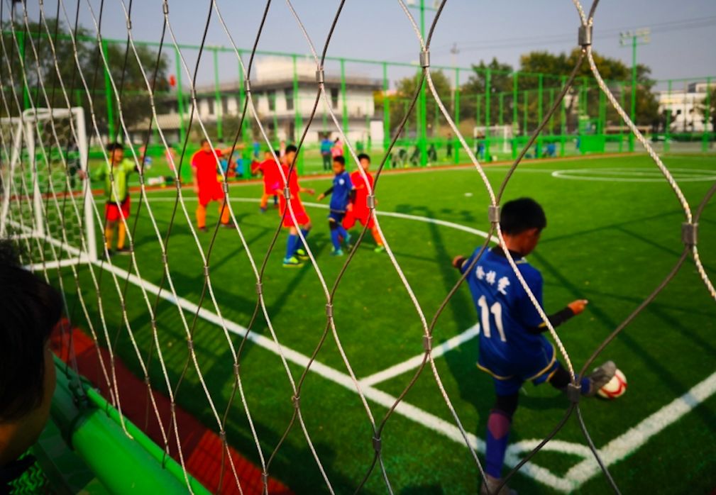 圆形笼式足球场地6米,笼式足球场地简介