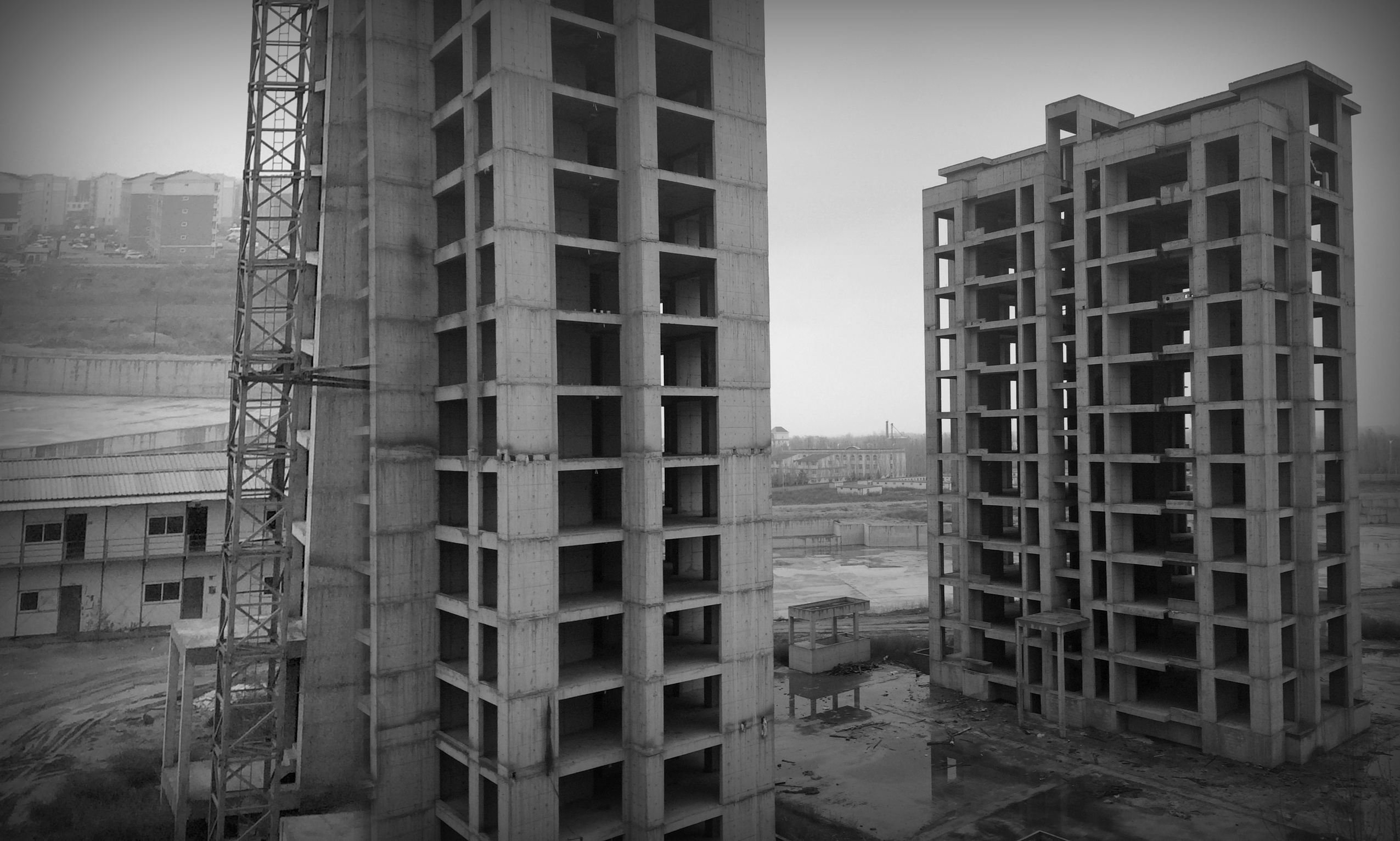 买到烂尾楼怎么搞横幅,烂尾楼挂横幅怎么上楼挂