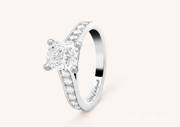 卡地亚三个钻戒多少钱,婚礼10万卡地亚钻戒不见了