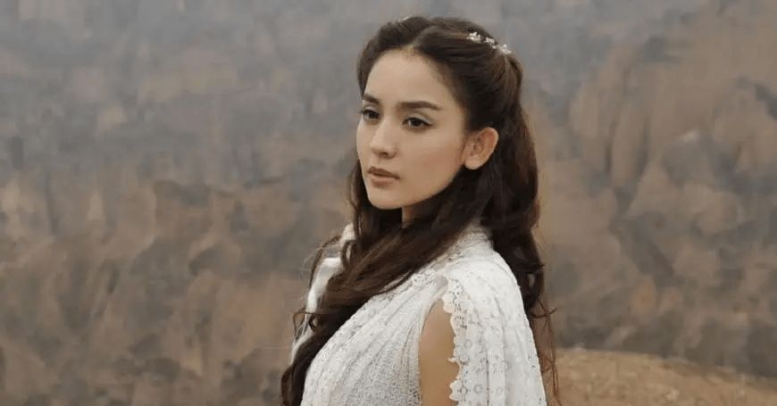 唐人影视旗下艺人陈瑶,唐人影视现在更捧陈瑶