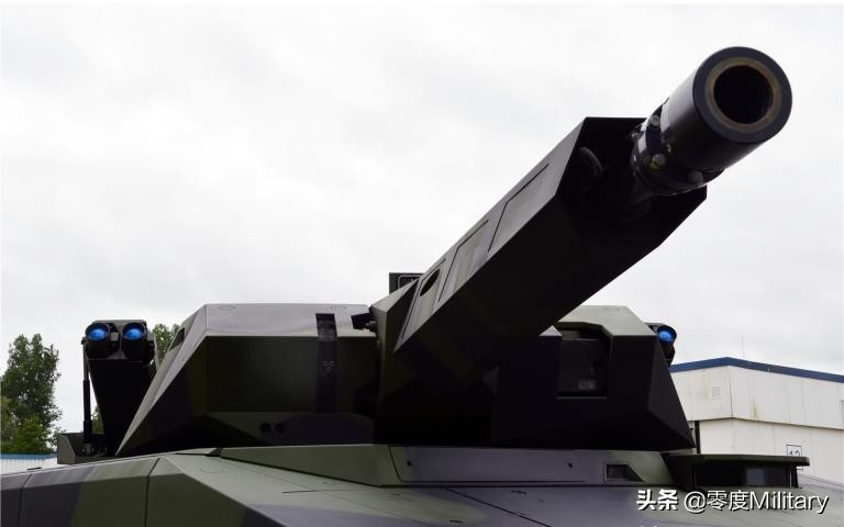 新型步兵战车完整版,全新国产山猫步兵战车