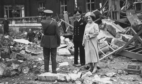 英国女王白金汉宫会客,英国白金汉宫秘密