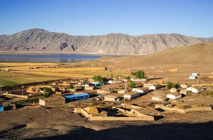 民宿365近期10家大热的极简民宿,西北风格民宿