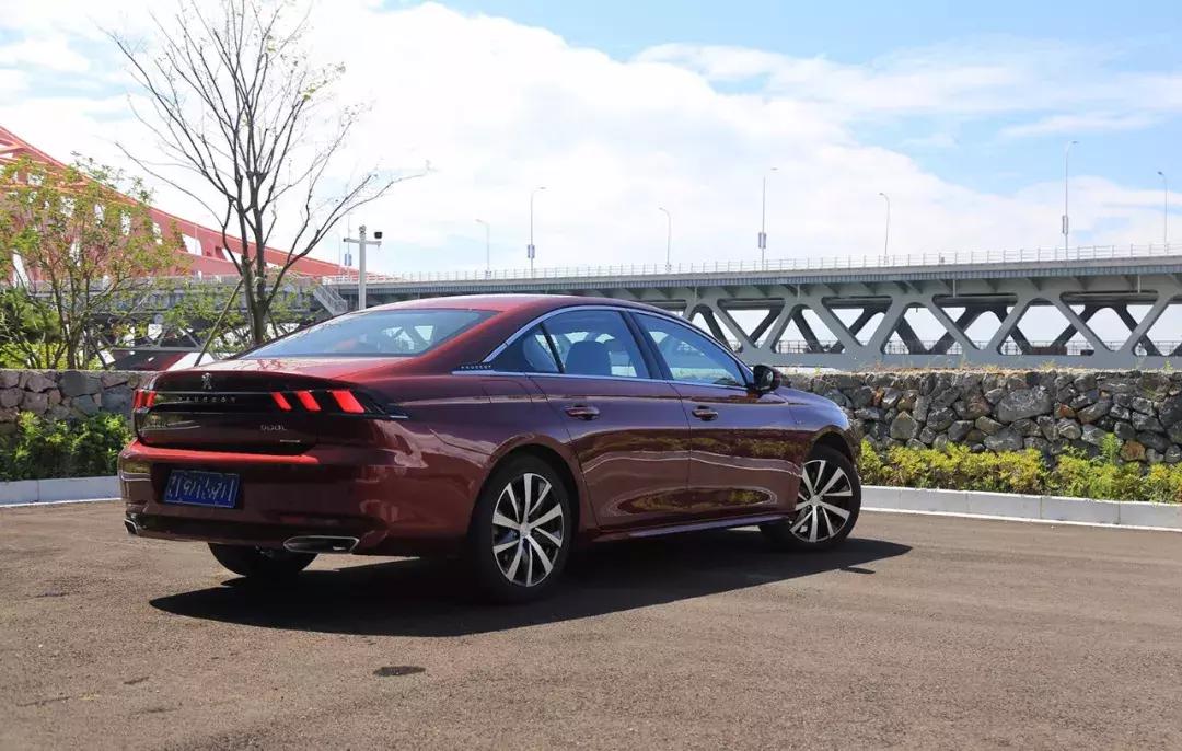 标致508l和阿特兹驾驶感受,这一代标致508l操控到底怎么样