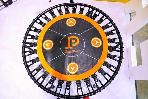 快乐童年蹦堡相伴JumpPower亮相2019CTE中国玩具展