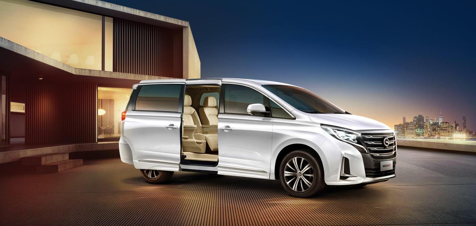 21款gl8652t与传祺gm8对比,最新传祺gm8对比别克gl8哪个更好