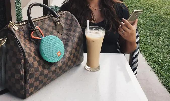 送礼的学问比什么都好,如何正确选择jbl音箱