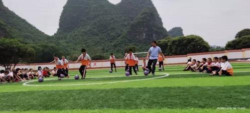 平乐源头二小视频,桂林平乐源头镇二小