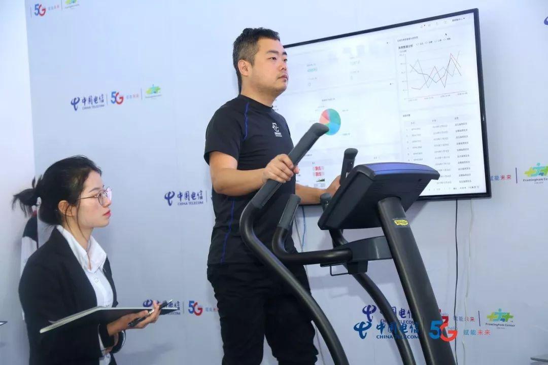 5G黑科技亮相体博会，全国冠军来了，足球明星来了，你还不克里马擦来！