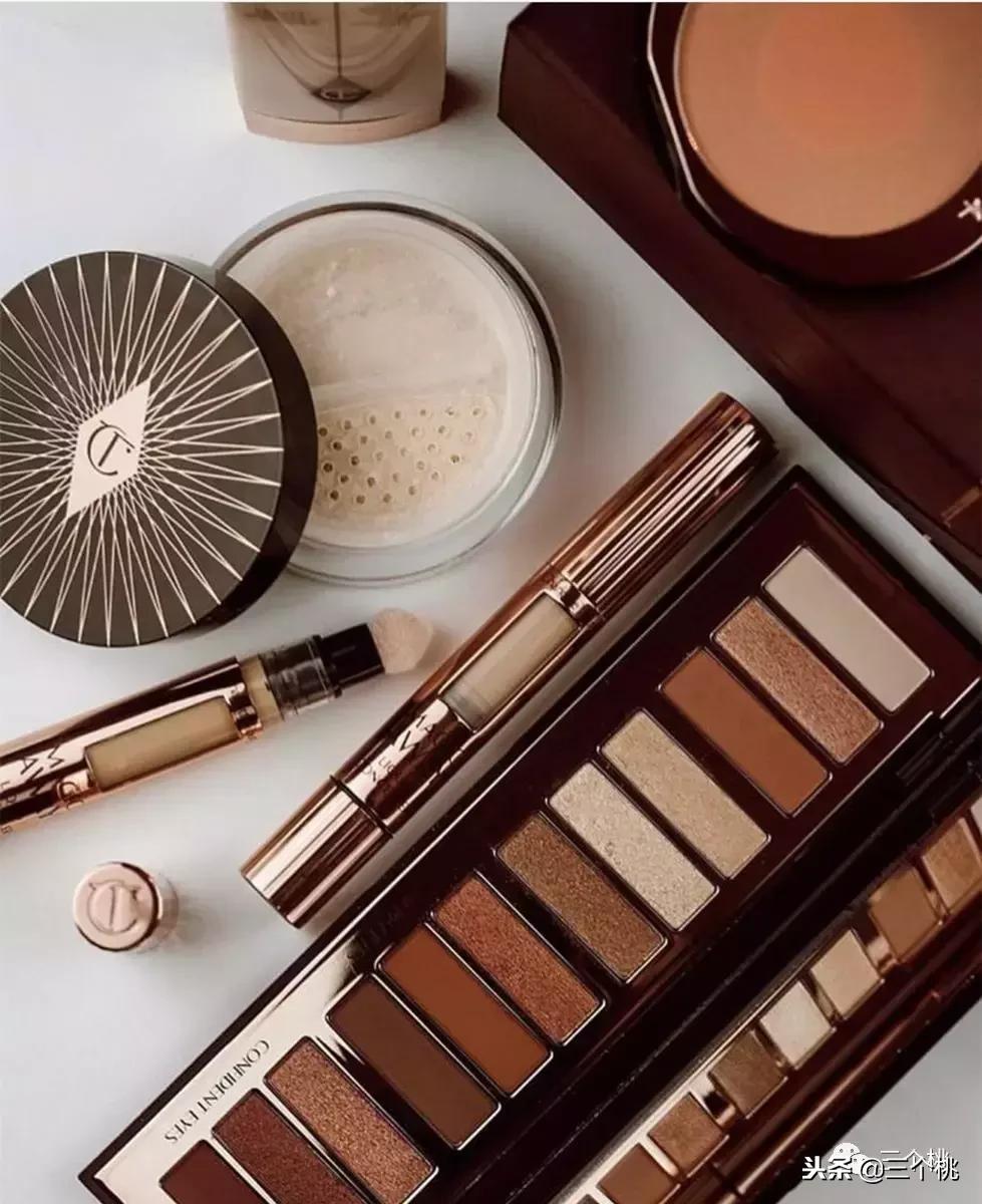 charlottetilbury圣诞眼影,charlottetilbury彩妆