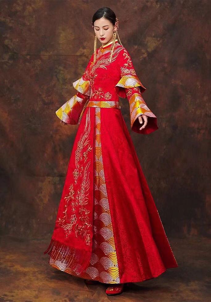 最适合穿中式嫁衣,新款秀禾服新娘礼服中式嫁衣