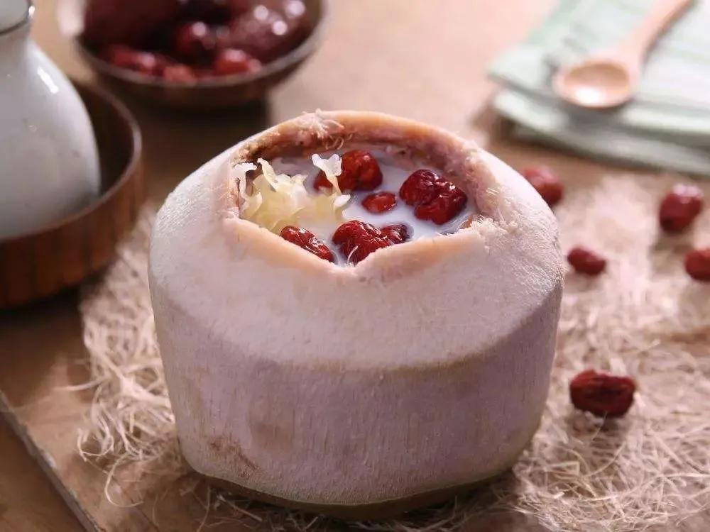 三亚有啥特产可以带回去,三亚游玩可以带的特产伴手礼