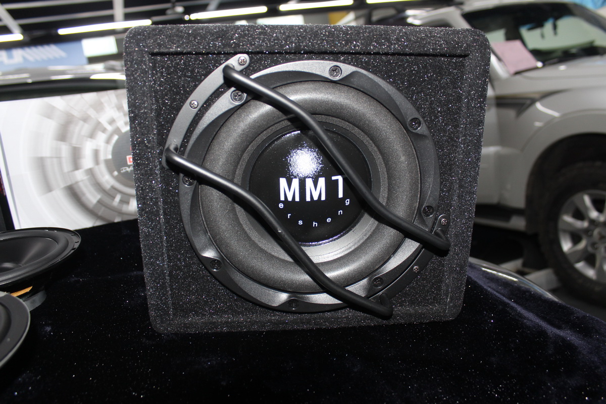 汽车音响改装吉利帝豪gl,吉利帝豪4代改装音响效果