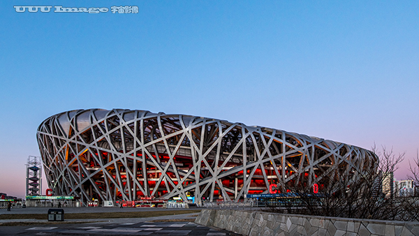 鸟巢国家体育场露天下雨怎么办,鸟巢国家体育场直播