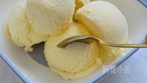 冰激凌做法家庭自制无工具,用家里简单的食材做的冰激凌