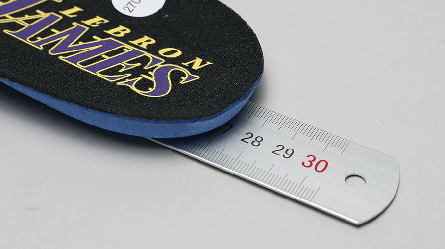 快传体育拆解lebron7,lebron18新鞋