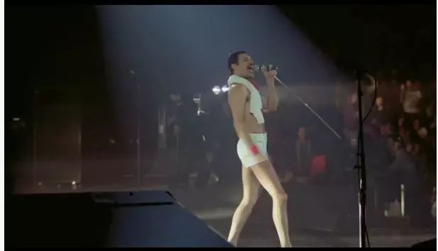 筹备10年，上映后票房58亿！这部人物传记片，让我想到了歌后王菲