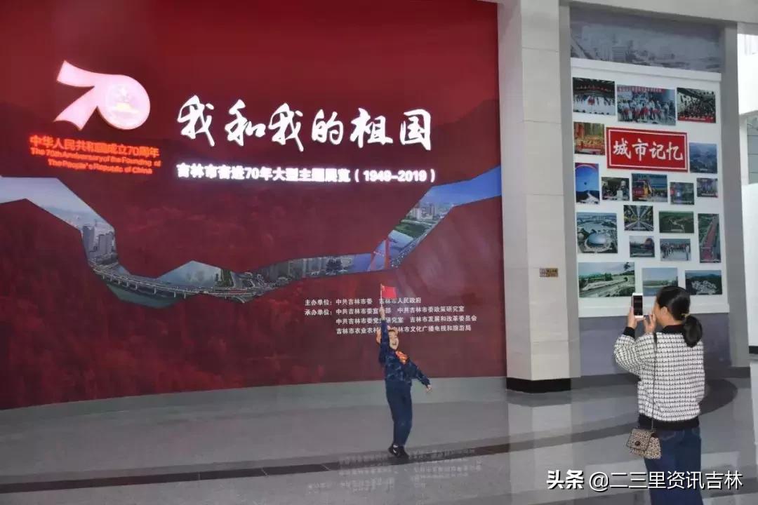 五星红旗我为你骄傲少儿舞蹈,幼儿唱五星红旗你是我的骄傲