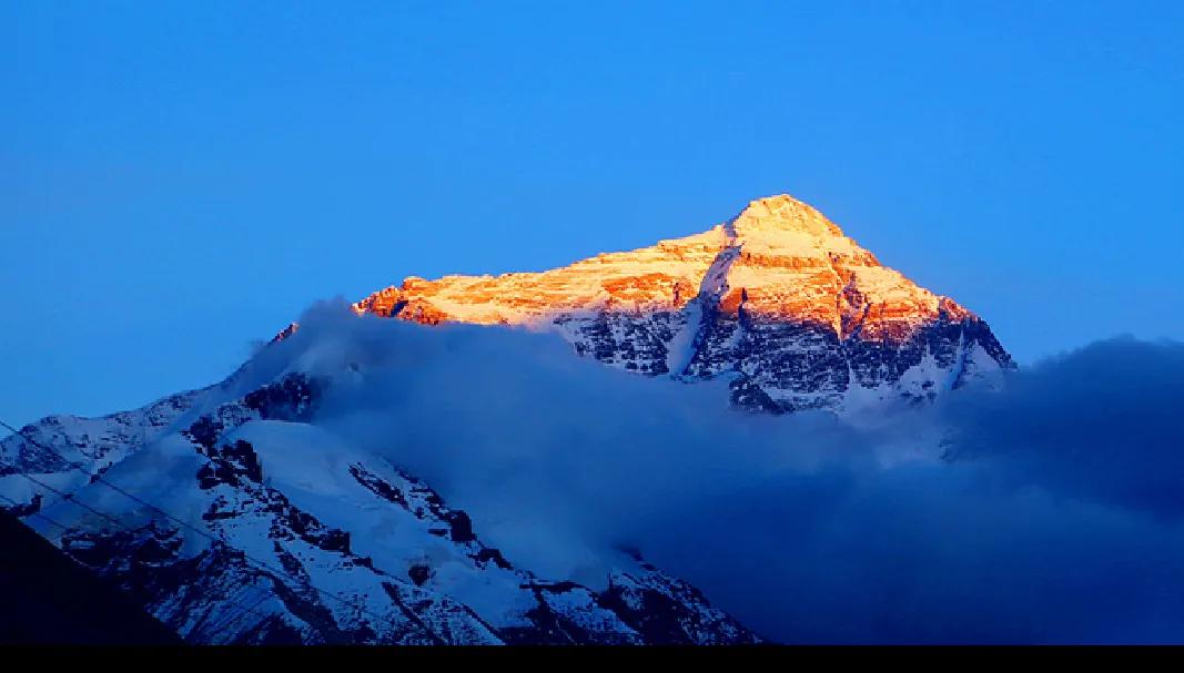 世界第一峰珠穆朗玛峰,珠穆朗玛峰最佳登峰时间